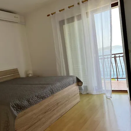 Krivic Апартаменты Брела