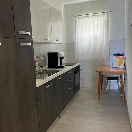 Krivic Lägenhet Brela