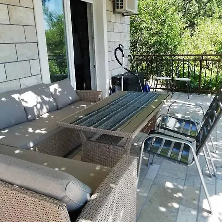 Krivic Apartman *
