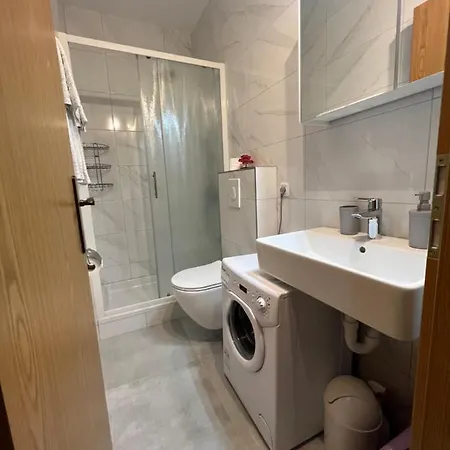 Krivic Apartman *
